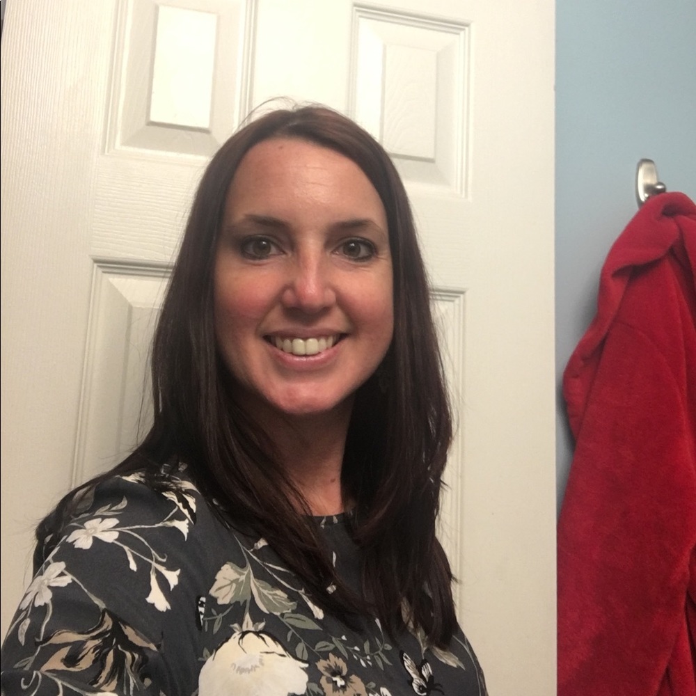 Meet your Posher, Lauren